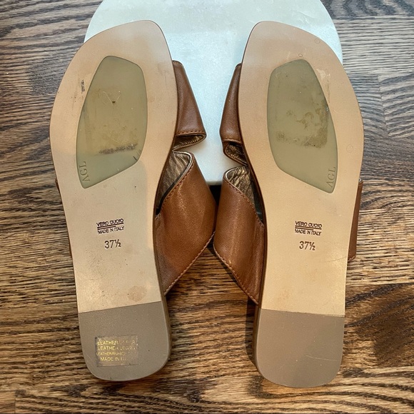 AGL Asymmetrical Toe Loop Brown Slide Sandals - Picture 9 of 11